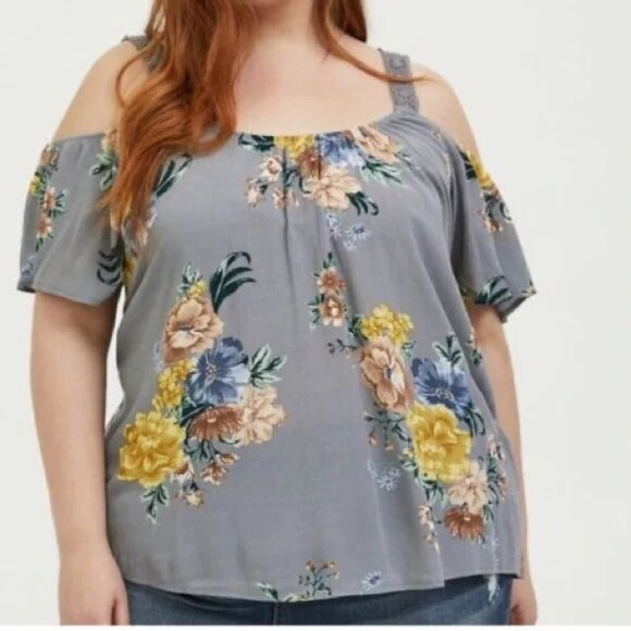 Torrid Floral Gray Gauze Cold Shoulder Top in Size 3 (22/24) - Picture 1 of 11